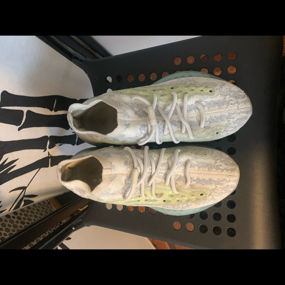 Yeezy boost worn a few times.. still in great shape